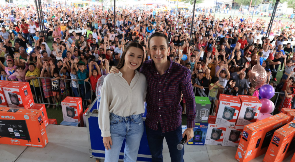 Allende celebra a mamás y niños con fiesta en las Canchitas del Norte