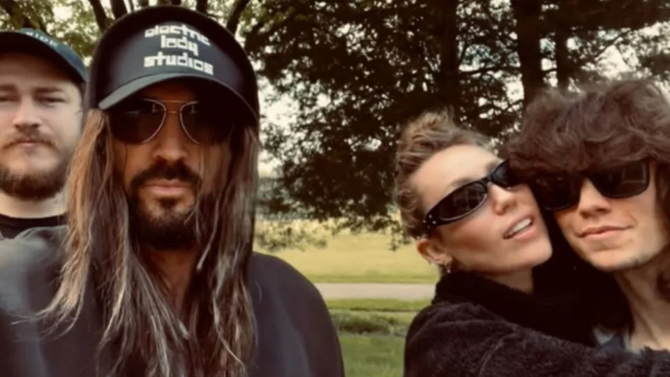 Reencuentro de Miley y Billy Ray Cyrus