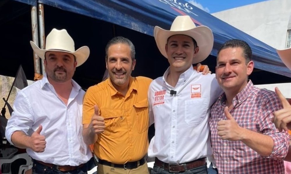 Asiste Luis Cavazos a inauguración de Casa Naranja en Ciénega de Flores