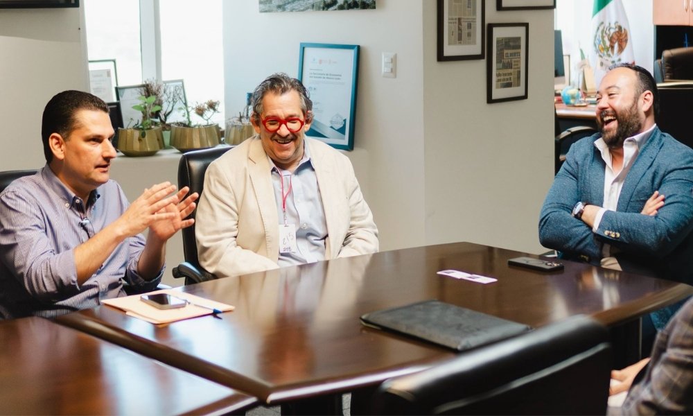 Luis Cavazos busca fortalecer inversiones en región citrícola