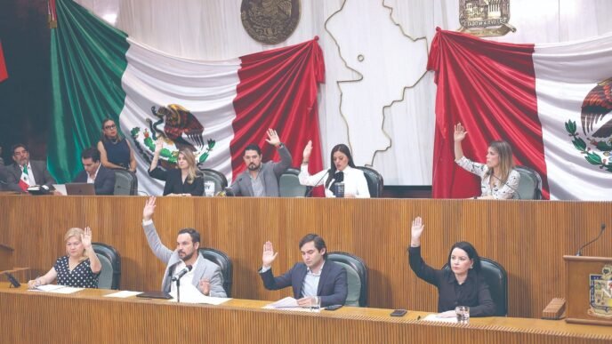 Exigen mayor transparencia en el Congreso de Nuevo León