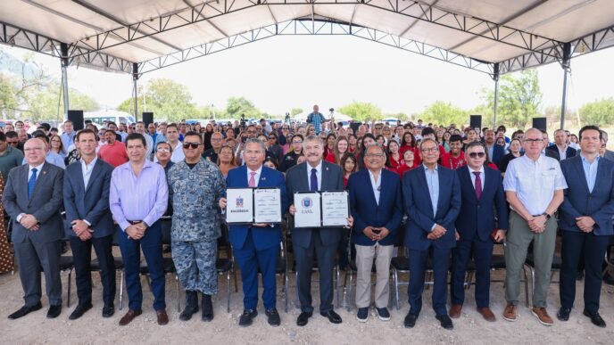 UANL y Escobedo avanzan hacia la educación y la salud universitaria